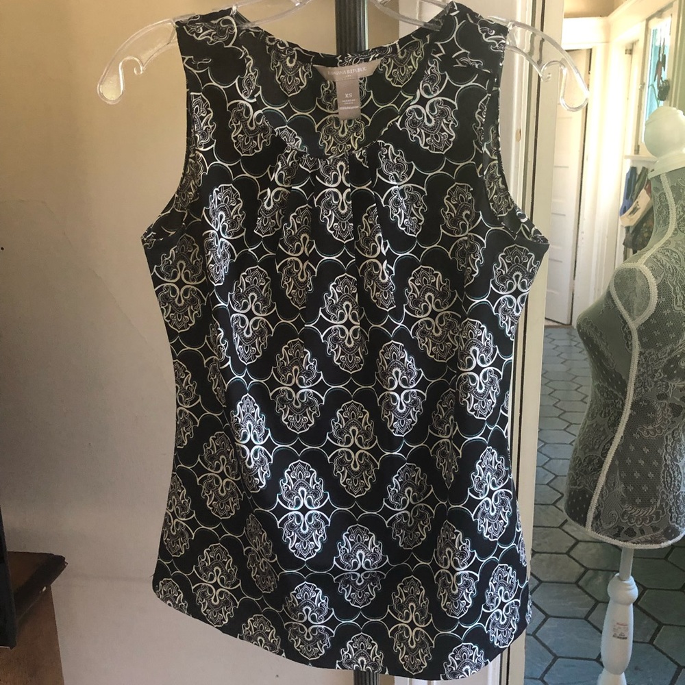 Banana Republic sleeveless blouse